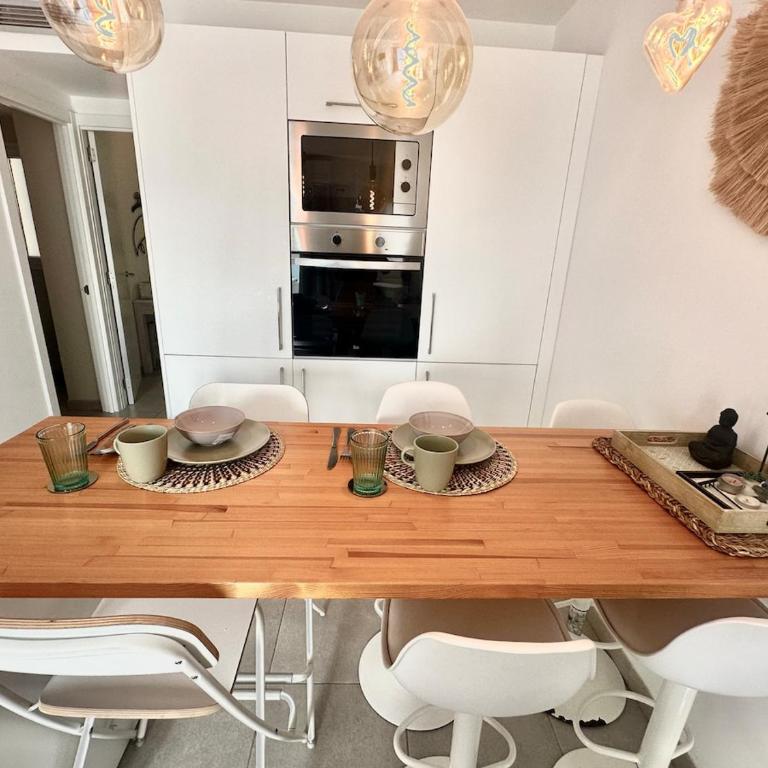 Chocolate Cookie- AC, High speed internet, Desk with natural light, Sunny terrace and pool - Apartamento - 11