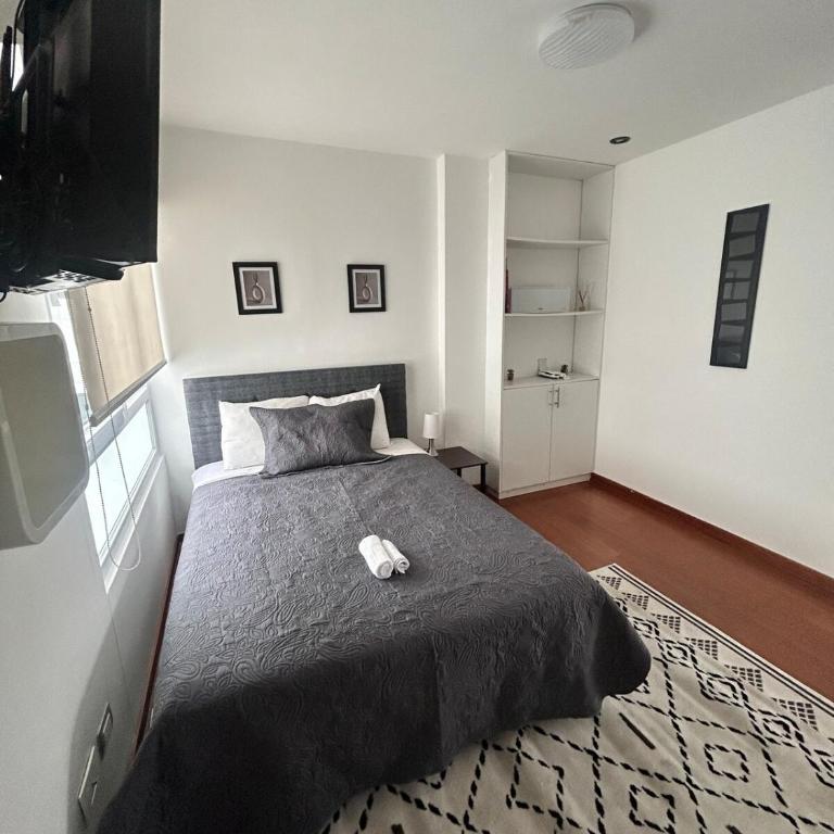 Duplex penthouse in Miraflores with terrace - Two-Bedroom Apartment - 2