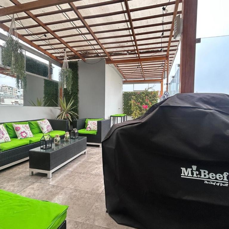 Duplex penthouse in Miraflores with terrace - Two-Bedroom Apartment - 14