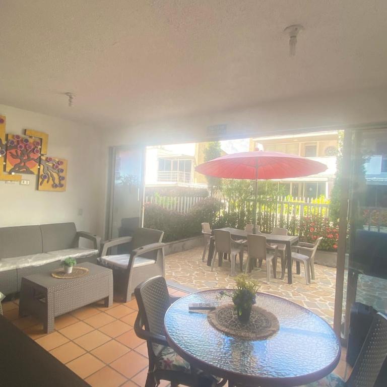 CASA VACACIONAL CON PISCINAS EN SAN JERONIMO - CIUDADELA PREMIUm - Five-Bedroom House - 3