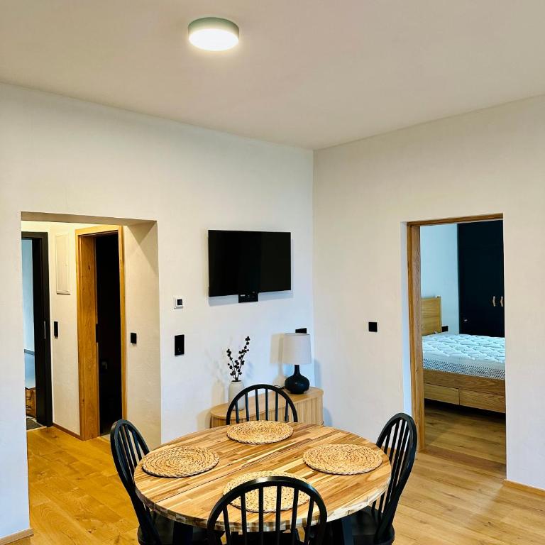 Rattendorf Luxury Apartments - Apartment mit 2 Schlafzimmern und Balkon - 8