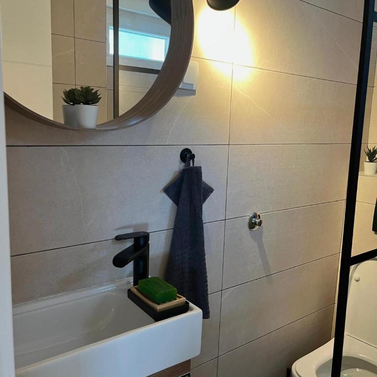 City Loft - One-Bedroom Apartment - 4