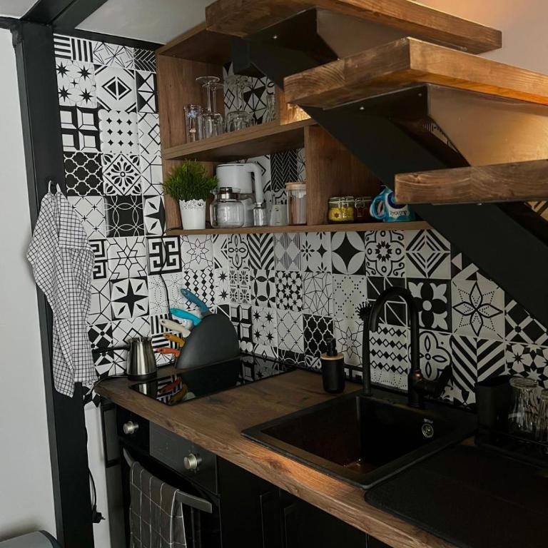 City Loft - One-Bedroom Apartment - 7