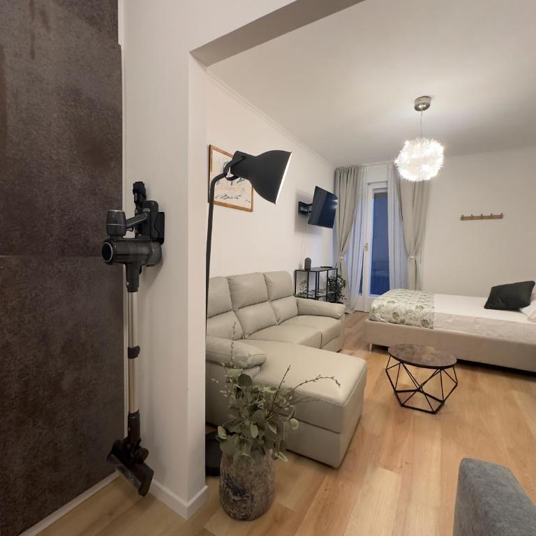 Central Piazza Ponterosso - The Green Nest - Appartamento con Balcone - 28
