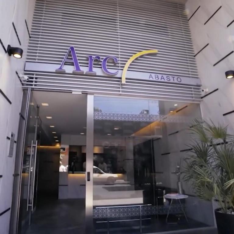 Excelente apartamento en edificio con amenities Frente Abasto Shopping y calle Carlos Gardel - Studio Apartment with Balcony - 2