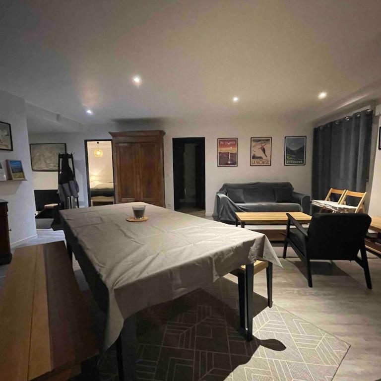 Le Marthéo 70 m2 T3 6 à 8 personnes La Mongie Les Horizons Pied des Pistes - Two-Bedroom Apartment - 39