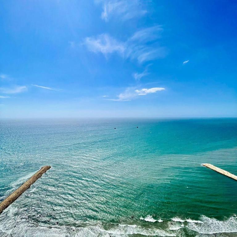 Apartamento Beachfront 16 - Three-Bedroom Apartment - 15