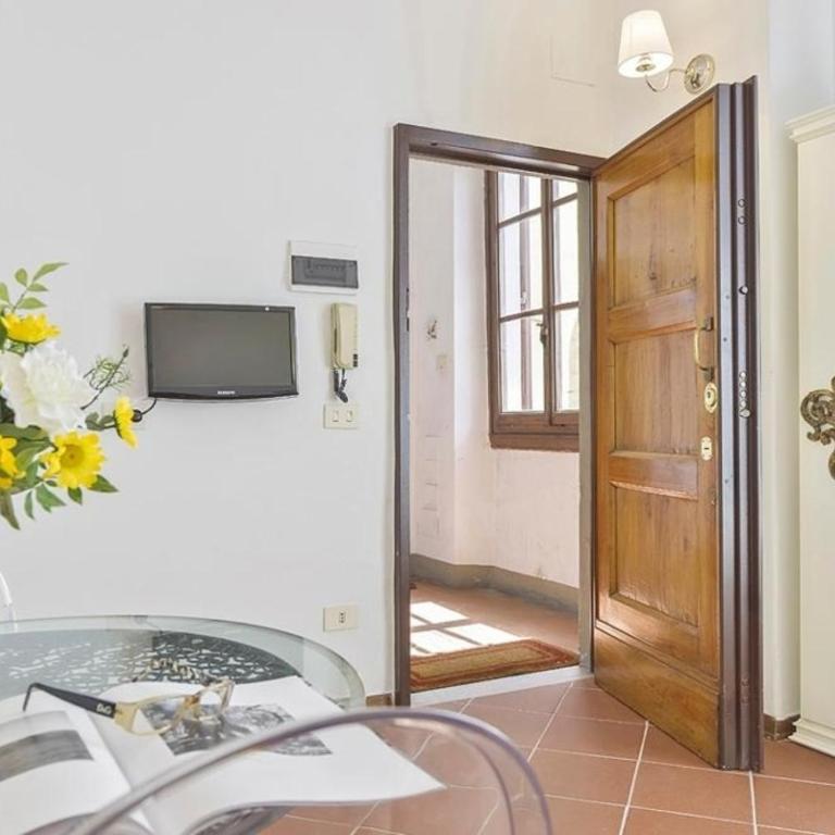 UR-NEST Window on Arno - Appartamento con 1 Camera da Letto - 3