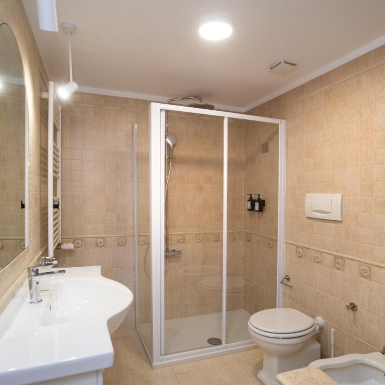 Sul ciglio del Colle - Quiete ed Eleganza Roma Metro Laurentina - Appartamento con 2 Camere da Letto - 11