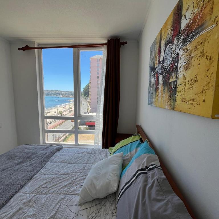 Gran departamento frente a la playa - Three-Bedroom Apartment - 4