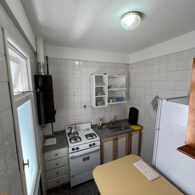 Depto 1 ambiente frente al mar y céntrico - Apartamento de 1 dormitorio - 7