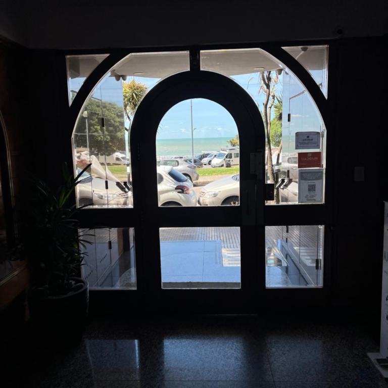 Depto 1 ambiente frente al mar y céntrico - Apartamento de 1 dormitorio - 13