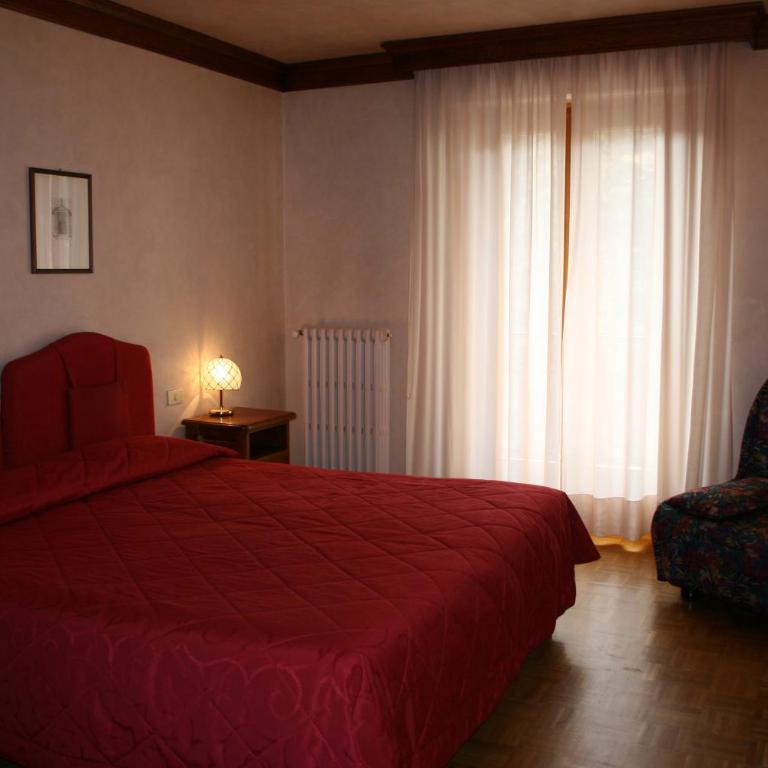 Hotel Panoramique - Ampia Camera Matrimoniale/Doppia con Letti Singoli con Balcone - 2