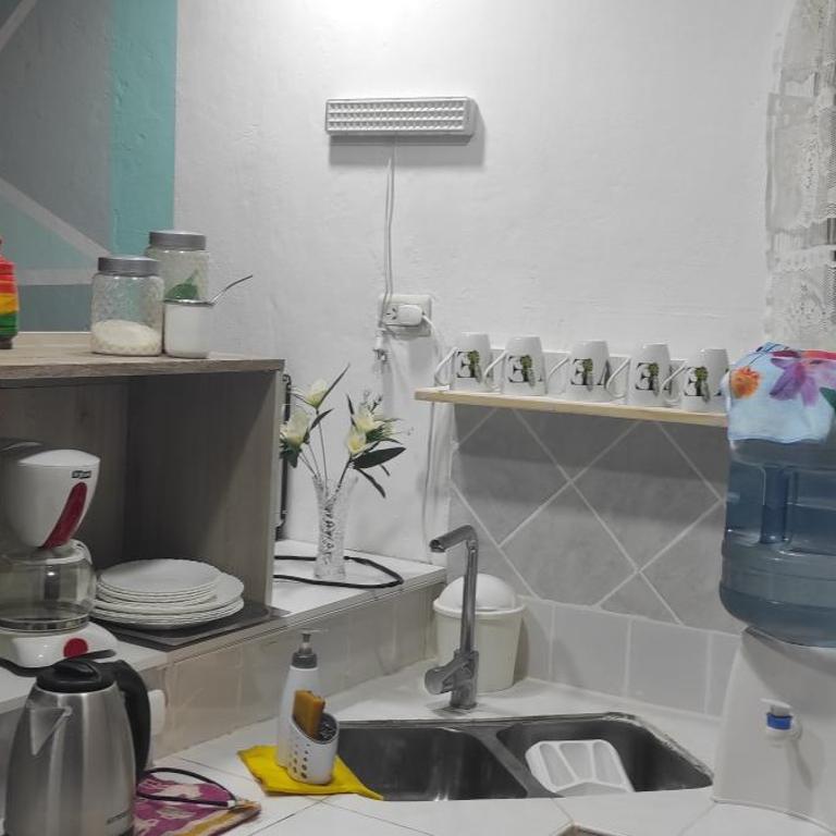 Ezeiza 3 departamento privado a 15 minutos del aeropuerto hasta 7 personas OPCIONAL TRANFER DESDE Y HACIA EL AEROPUERTO DE EZEIZA LAS 24 HORAS pet friendly conexion con Aeroparque - Apartamento Estándar - 10