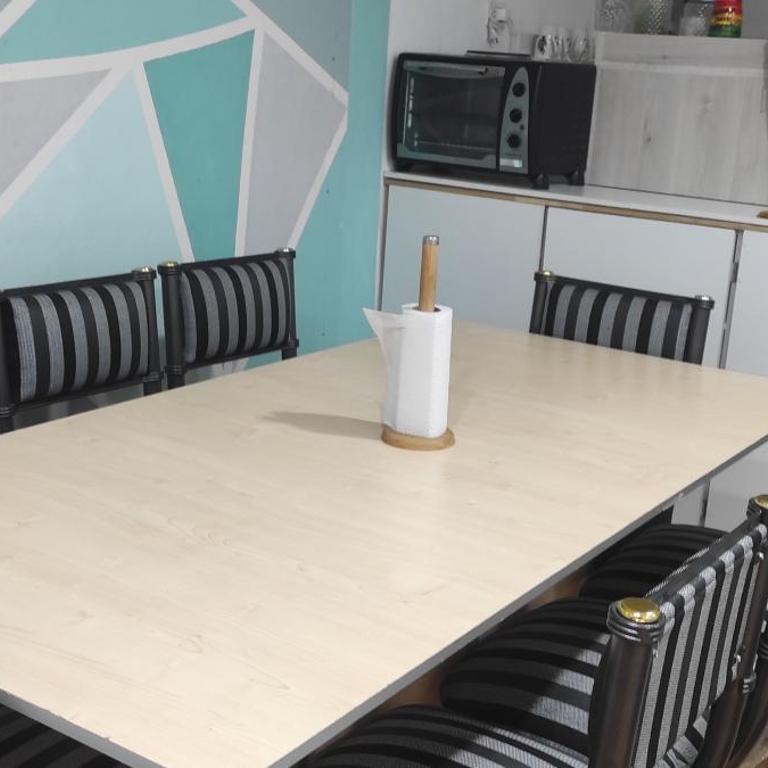 Ezeiza 3 departamento privado a 15 minutos del aeropuerto hasta 7 personas OPCIONAL TRANFER DESDE Y HACIA EL AEROPUERTO DE EZEIZA LAS 24 HORAS pet friendly conexion con Aeroparque - Apartamento Estándar - 21