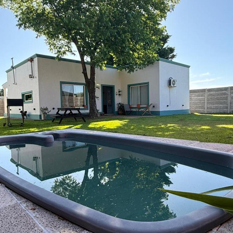 Casona alegre con pileta y patio - Casa de 2 dormitorios - 1