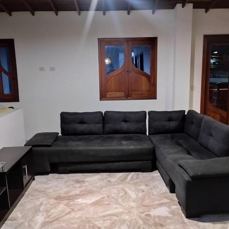 Apartamento amplio con balcón en Jardín, Antioquia - Three-Bedroom Apartment with Balcony - 1