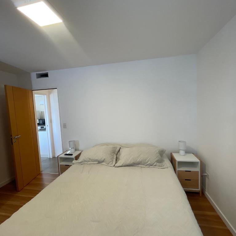 Departamento céntrico con vista al Lago - One-Bedroom Apartment - 3
