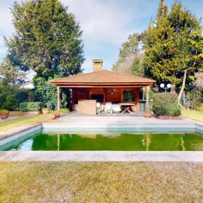Casa ZONA GOLF PINAMAR 300 mts del mar - Four-Bedroom House - 8