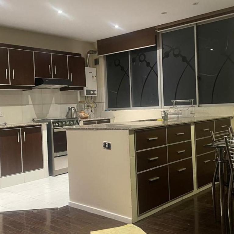 Departamento comodo Suka - Two-Bedroom Apartment - 1