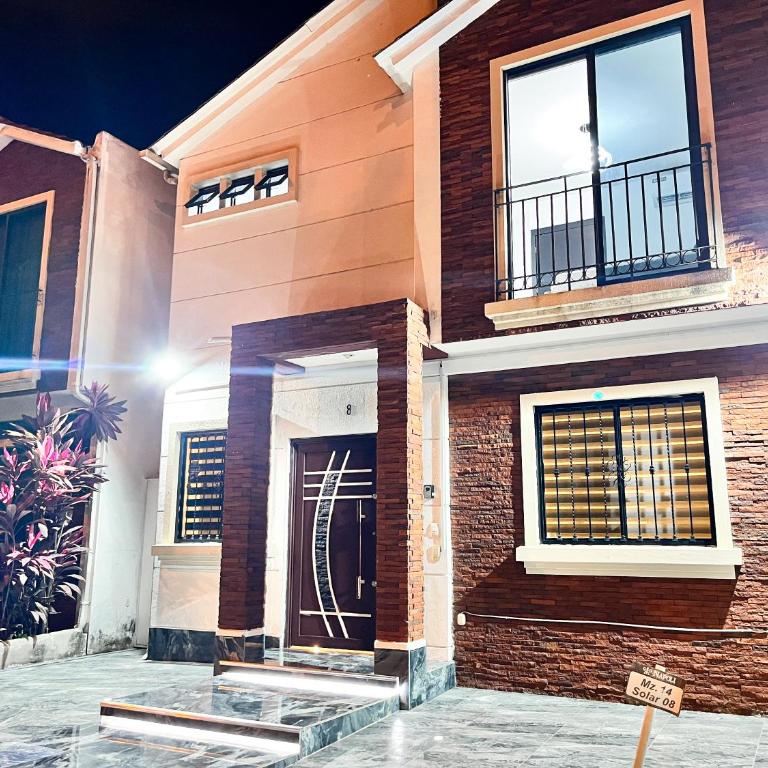 Villa con piscina privada y BBQ, 3 habitaciones, 5 camas, seguridad 24-7 - Three-Bedroom Villa - 89