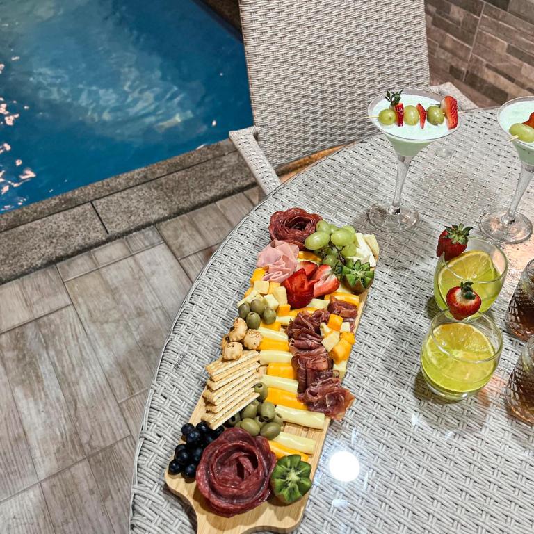Villa con piscina privada y BBQ, 3 habitaciones, 5 camas, seguridad 24-7 - Three-Bedroom Villa - 78