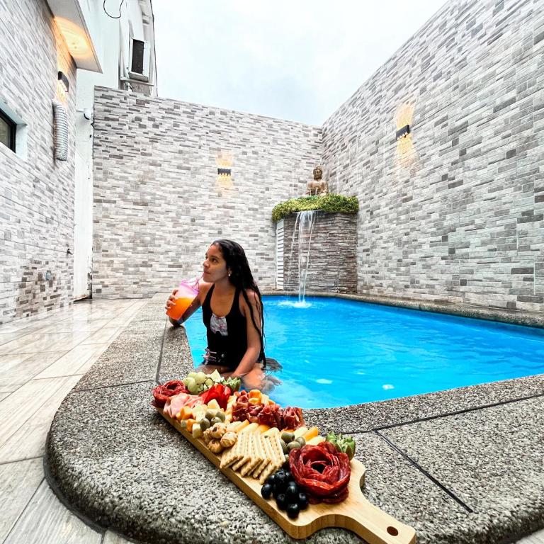 Villa con piscina privada y BBQ, 3 habitaciones, 5 camas, seguridad 24-7 - Three-Bedroom Villa - 81