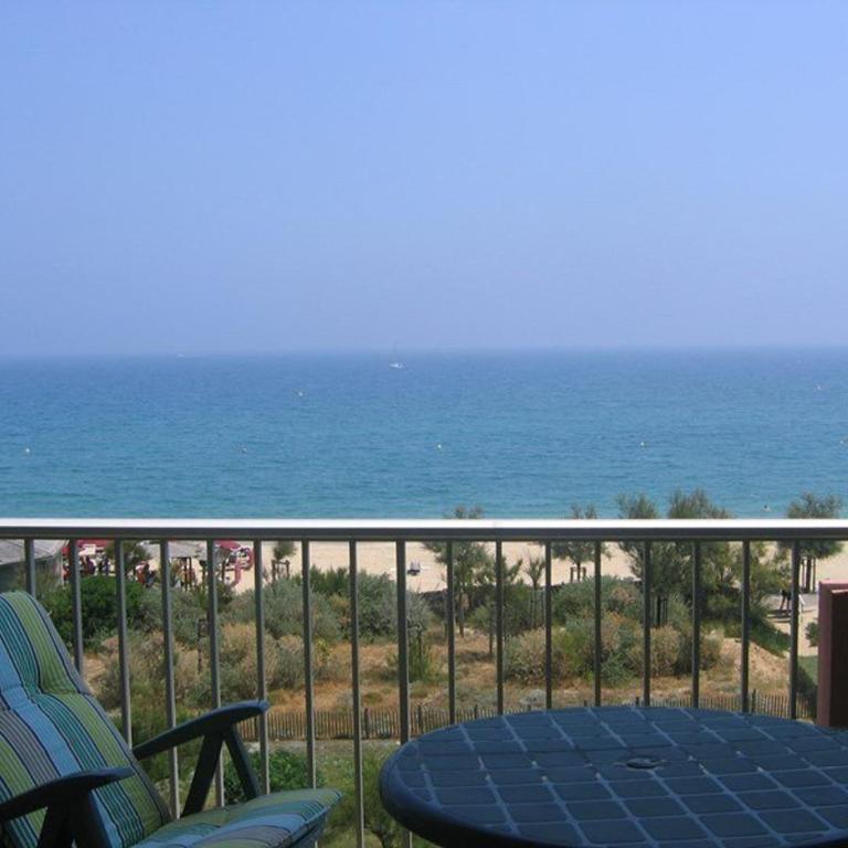 Studio 3 couchages climatisé avec parking en bord de mer au Lavandou - FR-1-251-893 - Apartment - 1