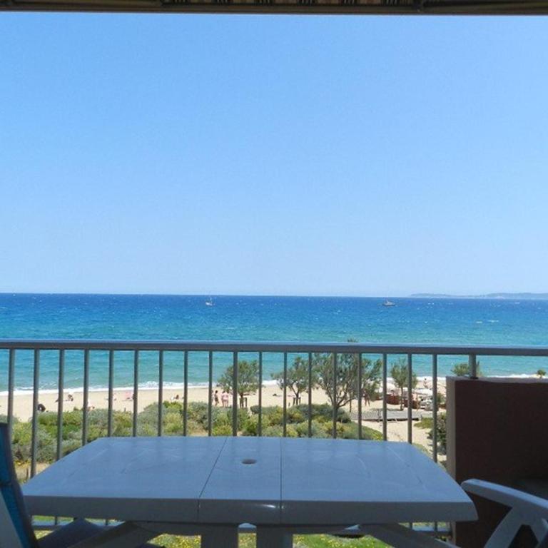 Studio 3 couchages climatisé avec parking en bord de mer au Lavandou - FR-1-251-893 - Apartment - 9