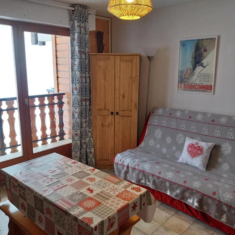 Studio lumineux avec balcon, vue montagne, 25m² - Studio - 7