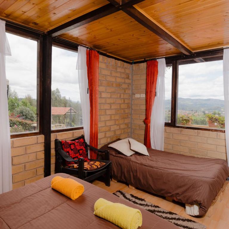 La Rosaleda - Hermosa finca, vista al lago, bosque privado y BBQ - Casa - 20