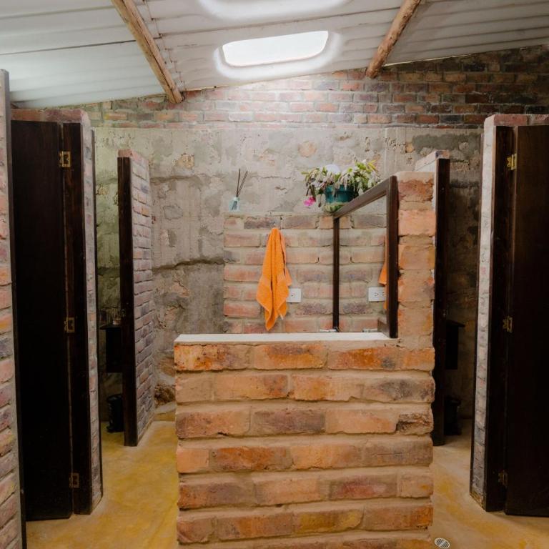 La Rosaleda - Hermosa finca, vista al lago, bosque privado y BBQ - Casa - 34