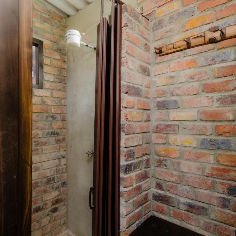 La Rosaleda - Hermosa finca, vista al lago, bosque privado y BBQ - Casa - 35