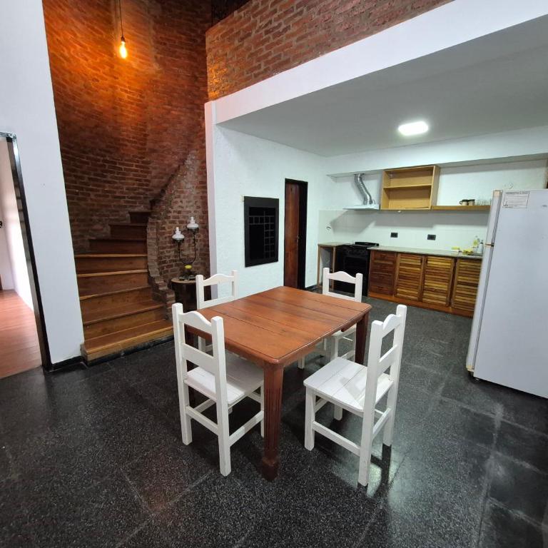 Alquileres La Plata 61 n 2 - Two-Bedroom Apartment - 1