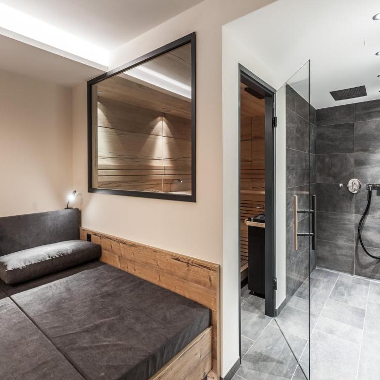 Chalet Montafon in Gaschurn with Sauna - Superior Chalet - 4