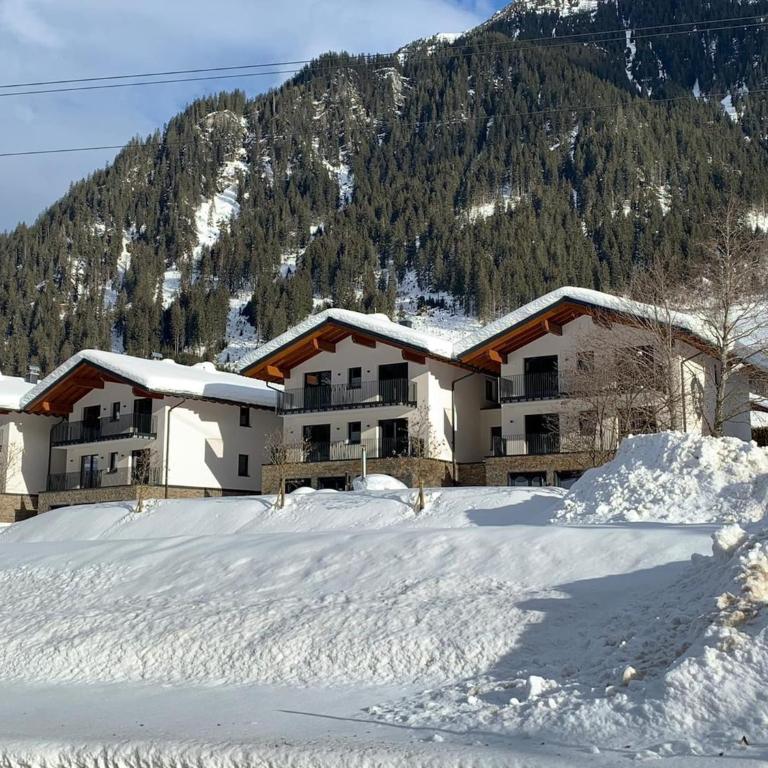 Chalet Montafon in Gaschurn with Sauna - Superior Chalet - 17