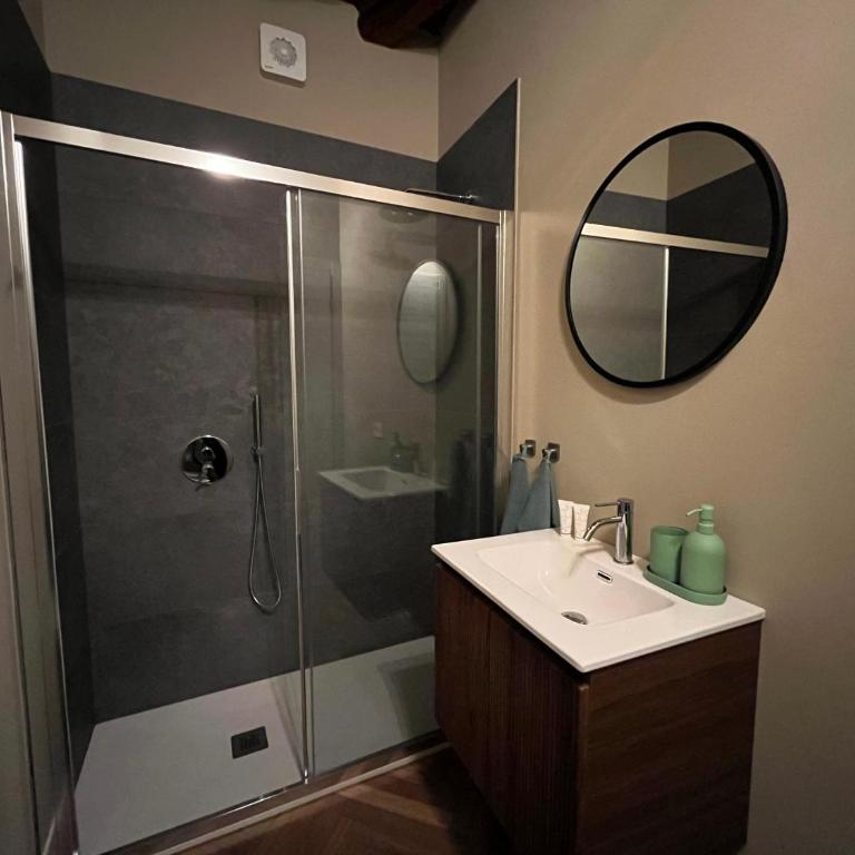 Luxury Home Bergamo City center, 5 min from station - One-Bedroom Apartment - 10