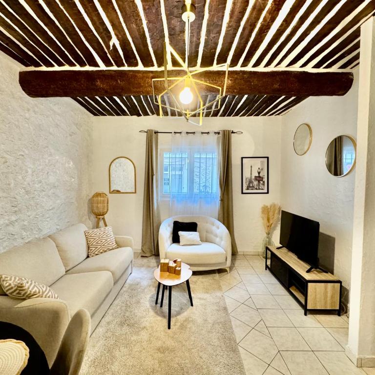 2 pièces Vieil Antibes - One-Bedroom Apartment - 1