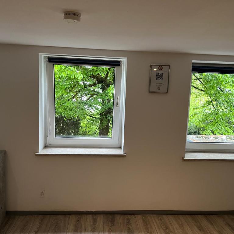 Basic Monteurzimmer Work & Stay - Camera Tripla Basic con Bagno in Comune - 6