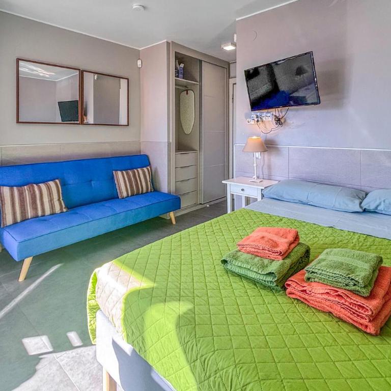 Awesome Apartment In Benalmadena - Apartamento - 4