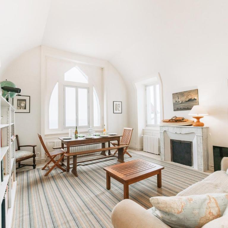 Le Cœur d'une Villa Malouine - Four-Bedroom Apartment - 1