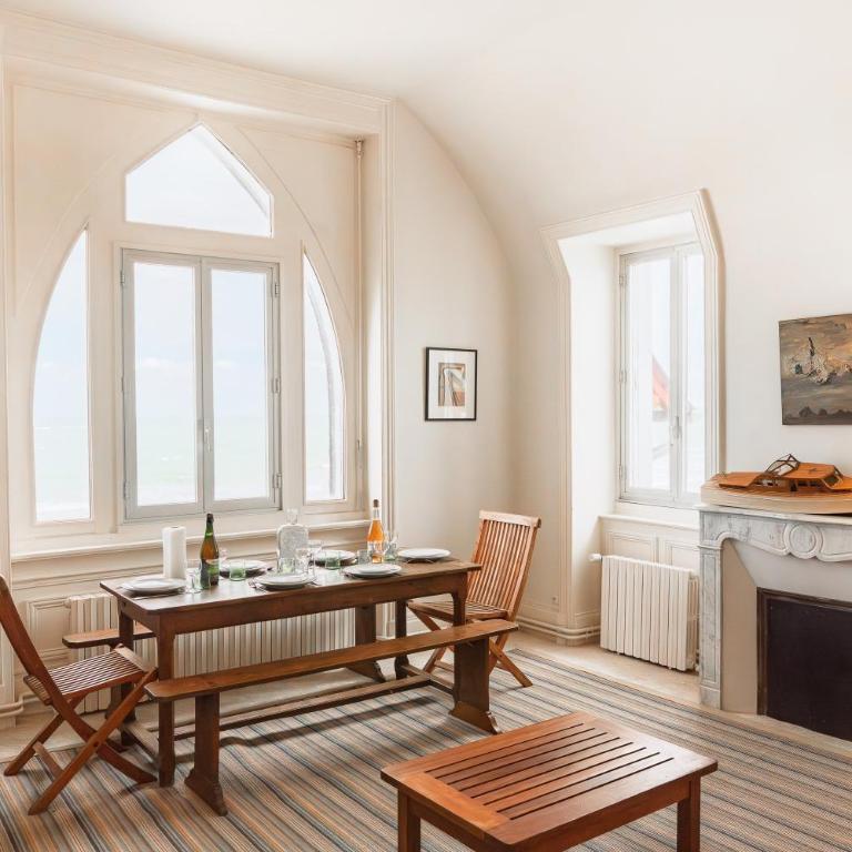 Le Cœur d'une Villa Malouine - Four-Bedroom Apartment - 10