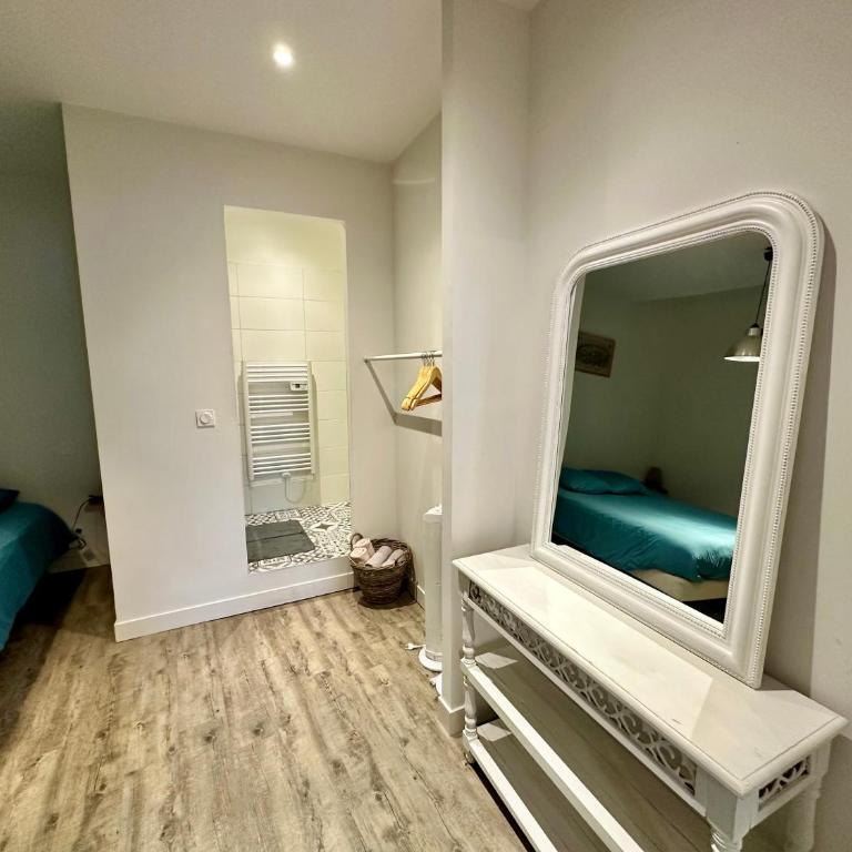 La magie de Carnot Meublé de tourisme 3 étoiles - Apartment with City View - 32