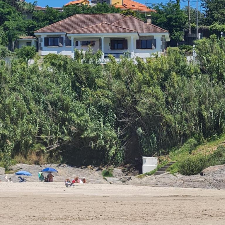 Chalet en Sanxenxo, en playa Canelas - Casa de 5 dormitorios - 6