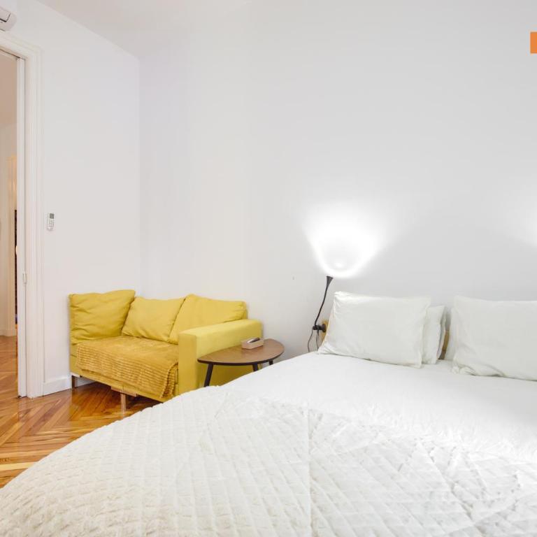 MEZZANINE ORANGE - One-Bedroom Apartment - 5