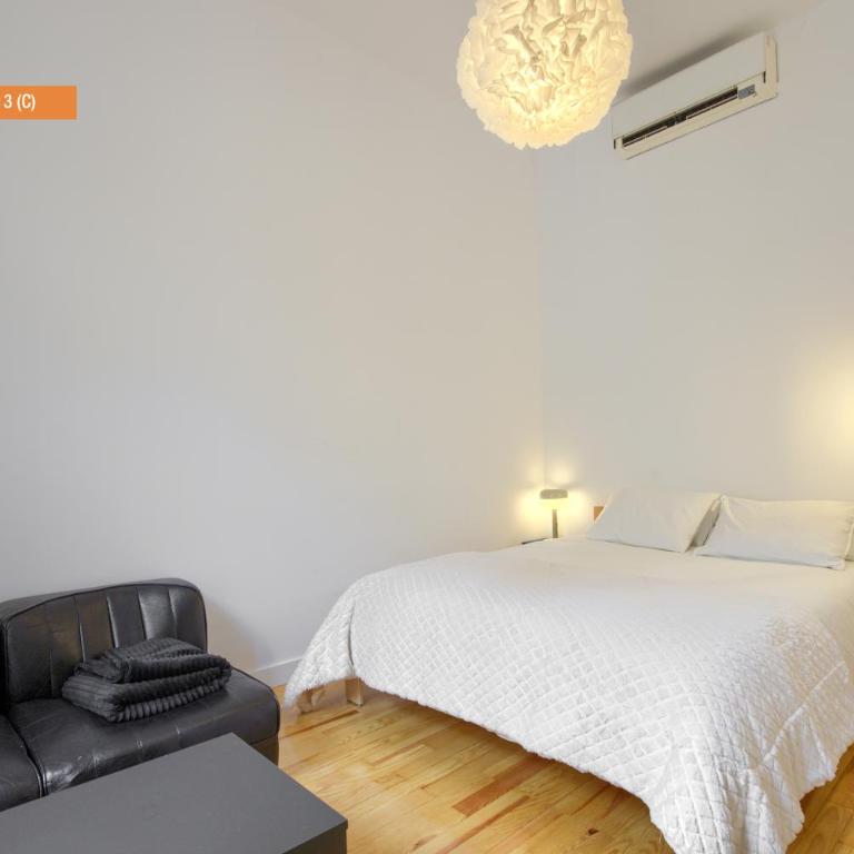 MEZZANINE ORANGE - One-Bedroom Apartment - 1