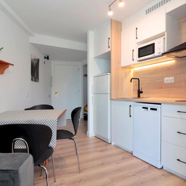 Apartarent 1500 - Apartamento Sanglier - Apartamento de 2 dormitorios - 13