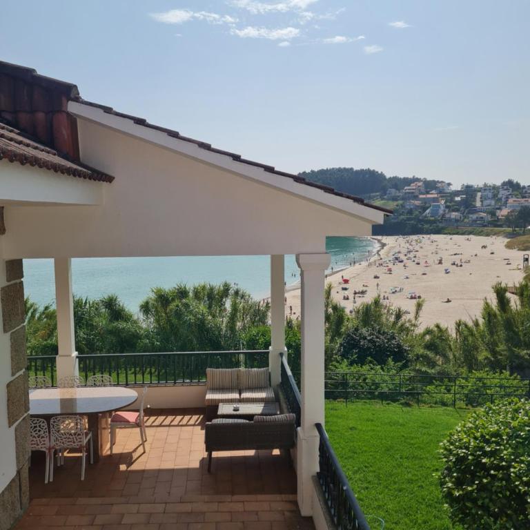 Chalet en Sanxenxo, en playa Canelas - Casa de 5 dormitorios - 29