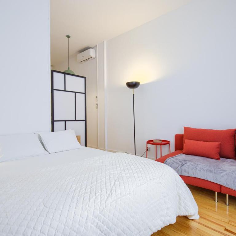 MEZZANINE ORANGE - One-Bedroom Apartment - 3