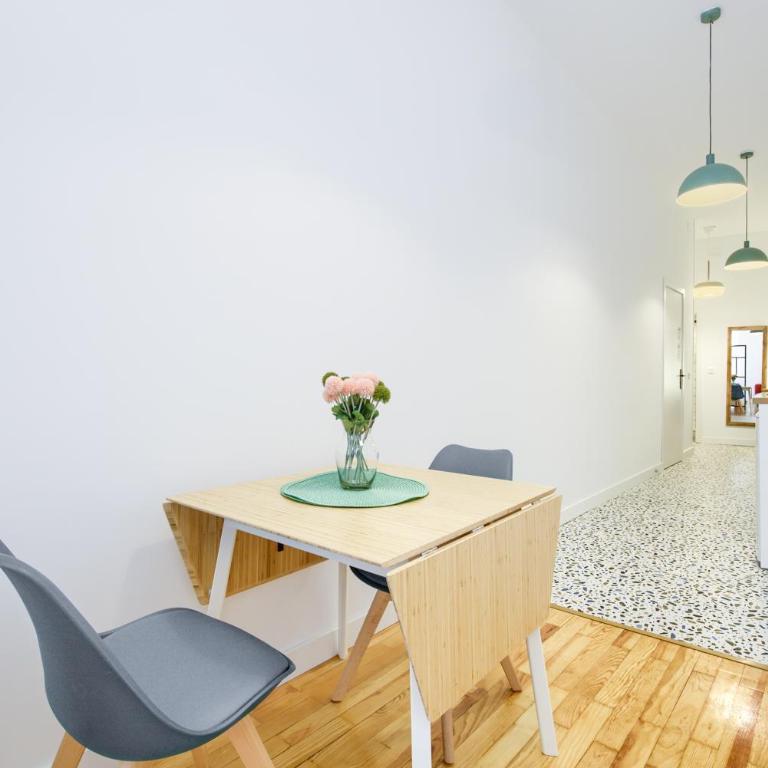 MEZZANINE ORANGE - One-Bedroom Apartment - 6